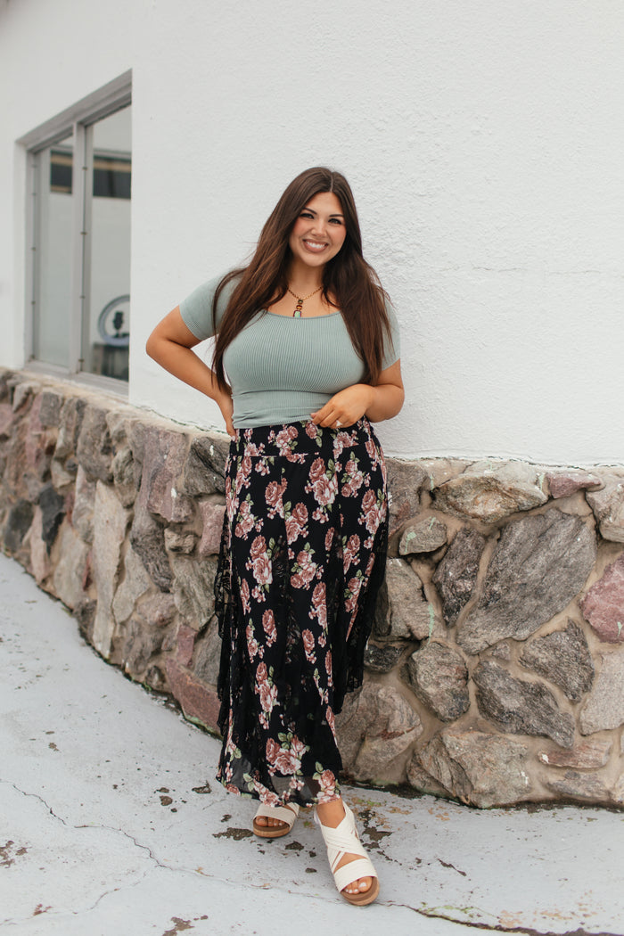 Everyday Casual Ribbed Seamless Top In Smokey Olive - Reg & Curvy