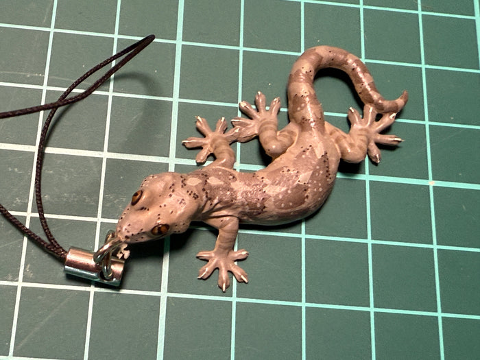 Retired Japan Kitan Club House Gecko skink Lizard PVC mini pvc figure model keychain B