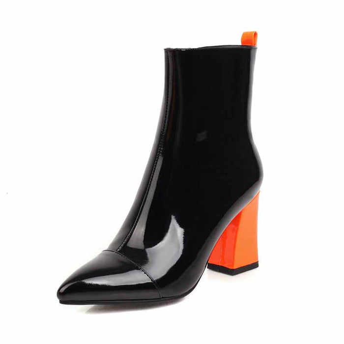 Black / US4