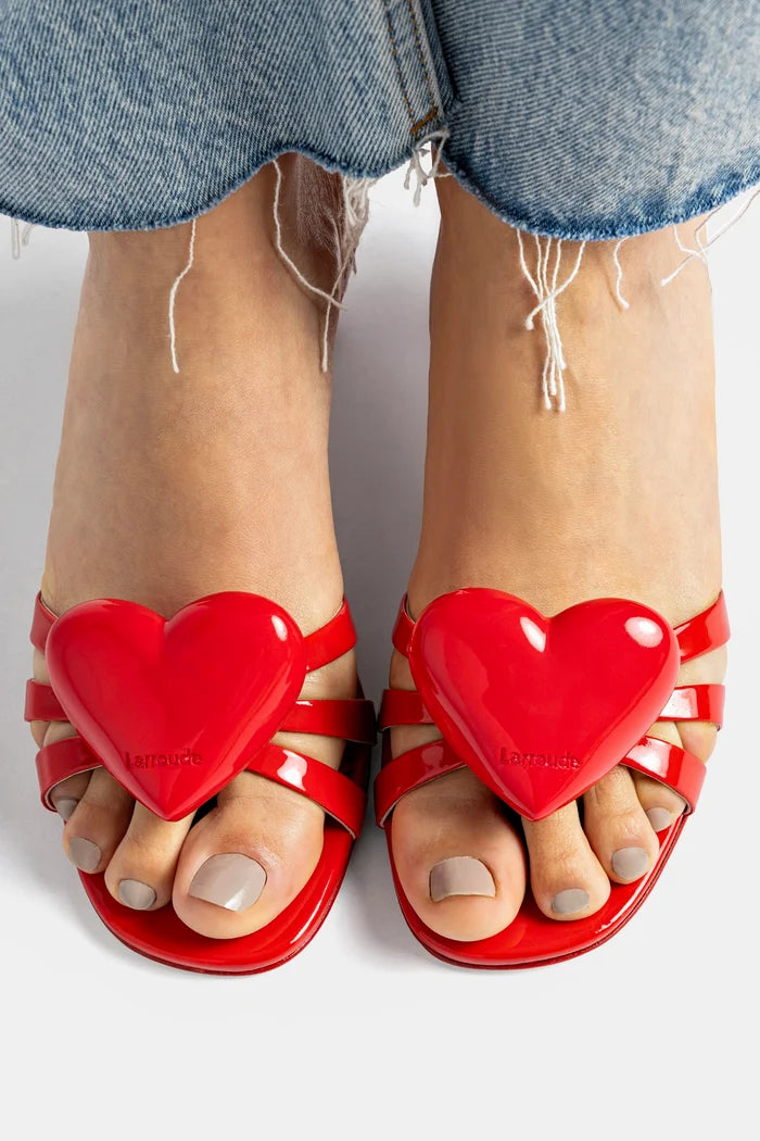 Amore Mule In Scarlet Patent Leather Mule Larroudé
