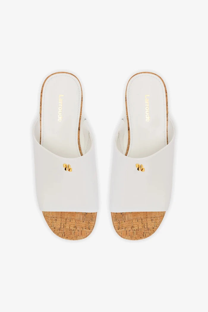 Charli Mule In White Patent Leather Sandal Larroudé
