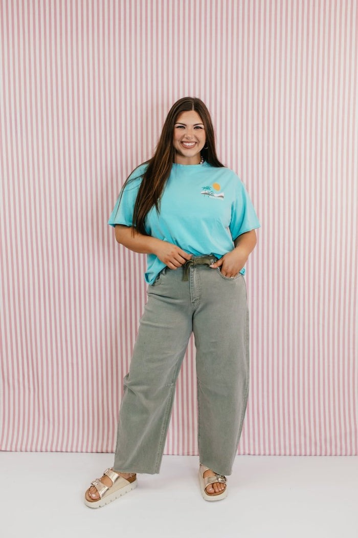 Chasing Sunshine Tee - Reg & Curvy - Macoma Boutique140 Graphic Tees
