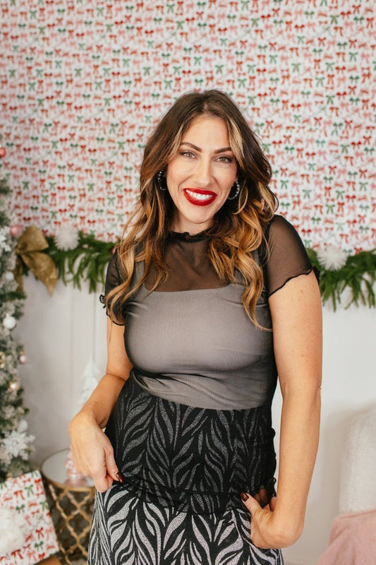 Delicate Details Top In Black - Reg & Curvy - Macoma Boutique100 Short Sleeve