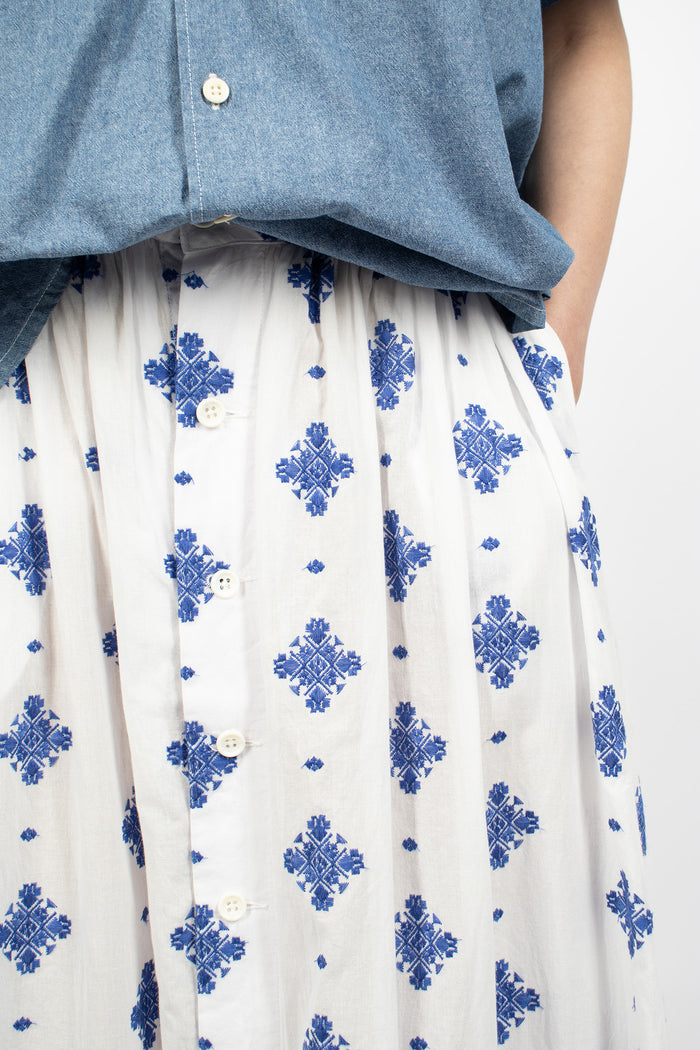 Gathered Skirt White/Crest Embroidery