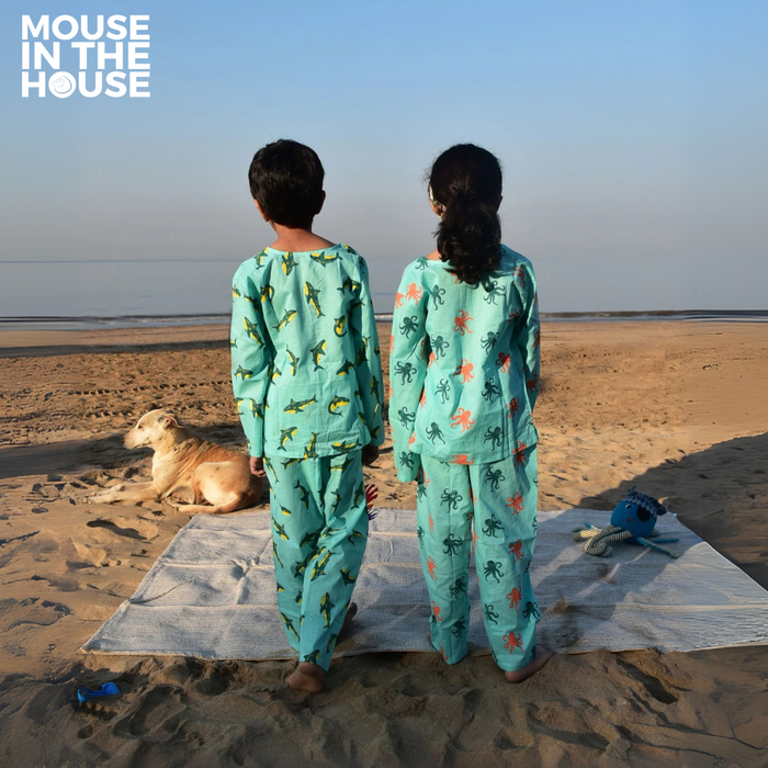 Giant Shark- Unisex Nightdress