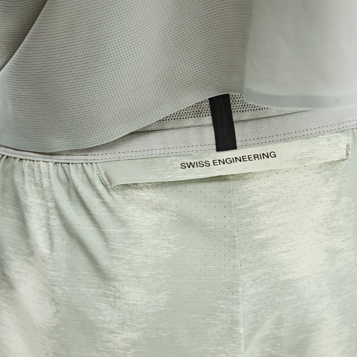 On Men's Performance Shorts Terra in Seedling/Tin SS26