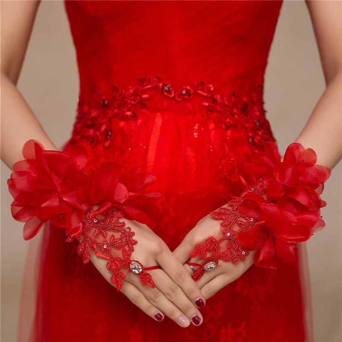 Romantic Tulle Hand-Made Flower Wedding Gloves