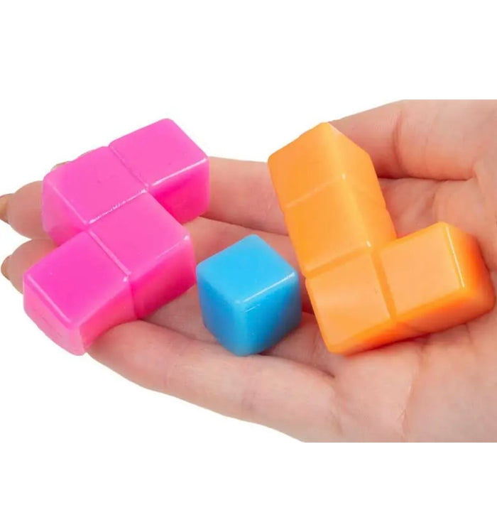 SCRUNCHEMS STICKY SQUISHY PUZZLE CUBE