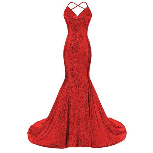 Glamorous evening mermaid dress in red with a fitted silhouette and elegant train for special occasions