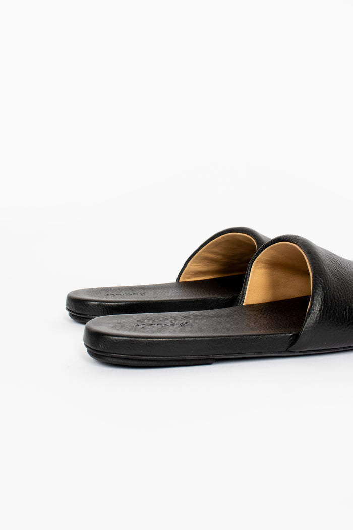 Spanciata Slide Sandal Black