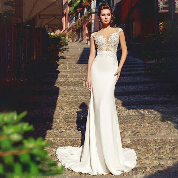 Sweetheart Bridal Gown Lace Appliques Long Train Bride Gowns