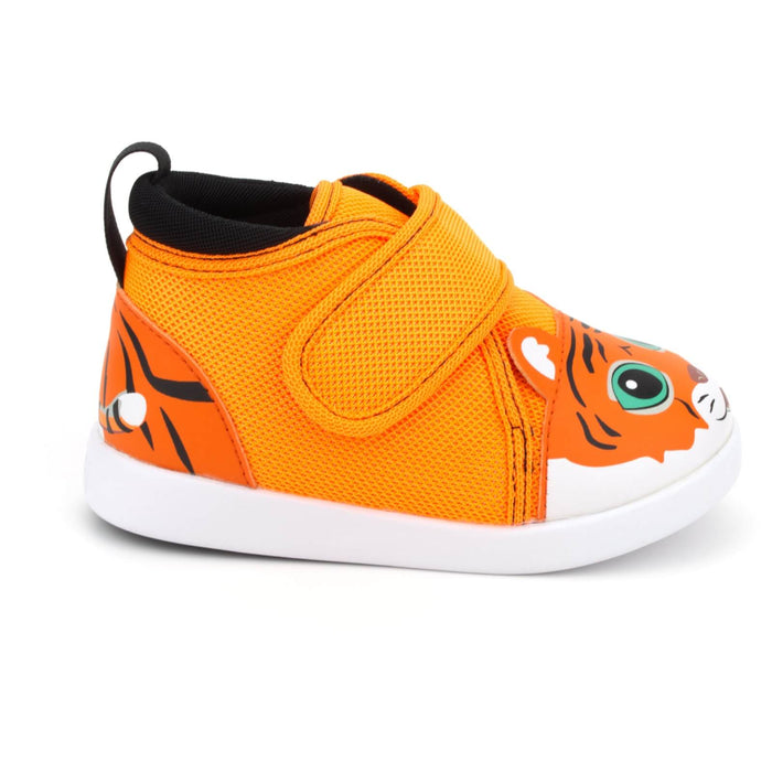 Tiger Squeaky Shoe V2 Right Shoe Right View
