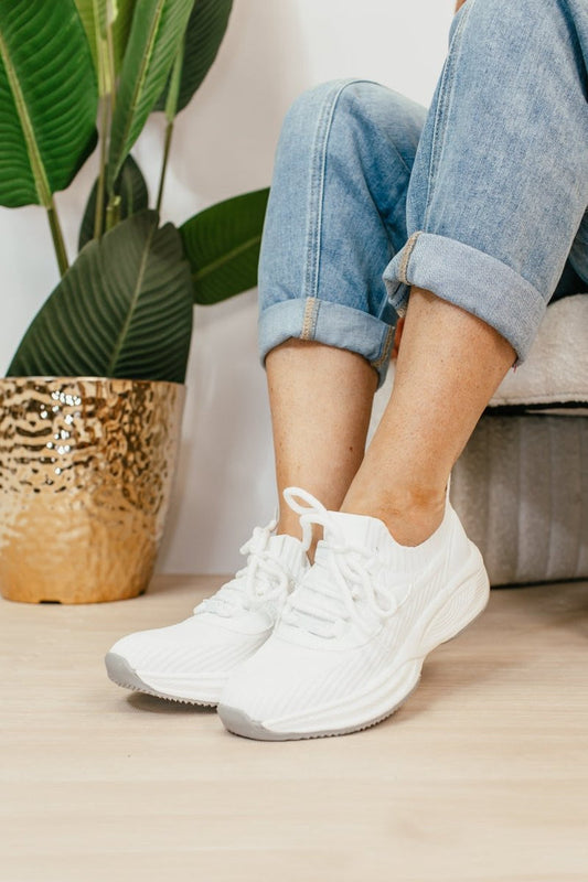 White Stride Shoes - Macoma Boutique