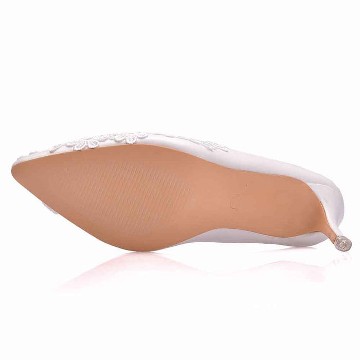 Women's Bridal Stiletto Heel Closed Toe Pumps with Imitation Pearl Applique