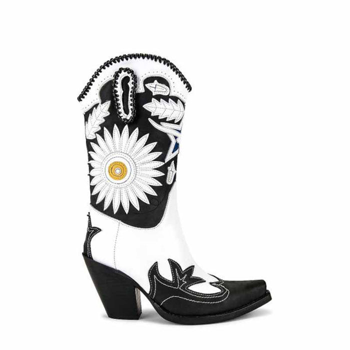 Women's Embroidered Cowboy Boots - Stylish Floral Design