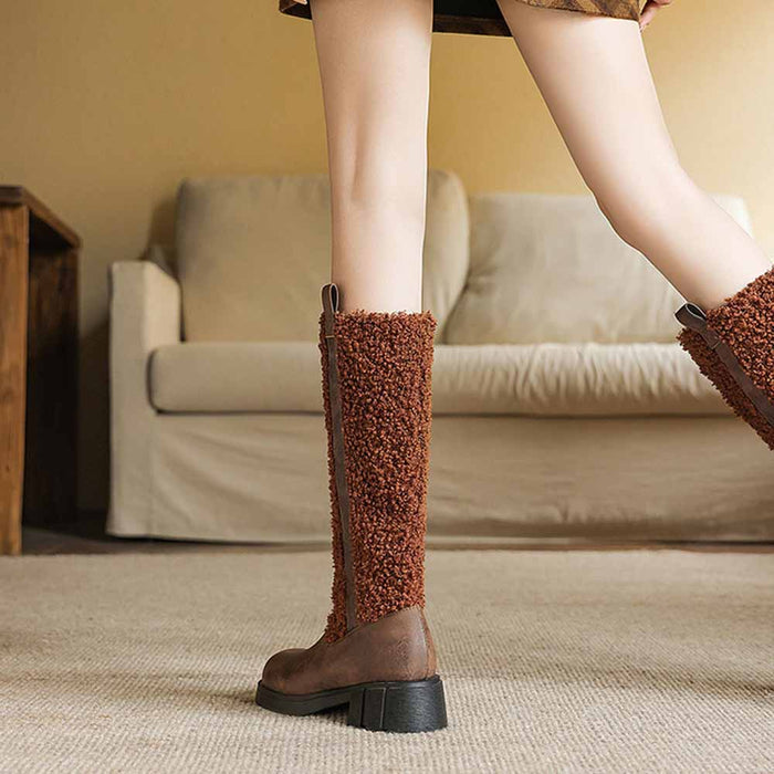 Stylish women's fur detail calf boots in brown with trendy design for winter fashion