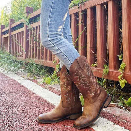 Women's Western Cowgirl Cowboy Boots Wide Calf Pointed Toe Embroidered