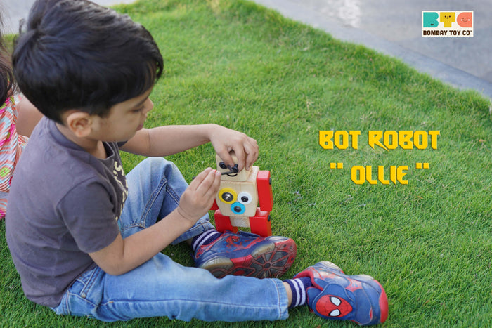 Wooden Robot STEM Toy | Ollie | For kids 3 and above - Bombay Toy Company